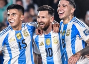 大奖赛巅峰对决！北城火狐队惊险晋级雪域青龙队，板球赛场再起波澜；赛后更衣室沸腾的简单介绍