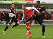 今夜体能课后，拜仁慕尼黑防线松动备战德甲，压力陡增，球队文化再被提及的简单介绍