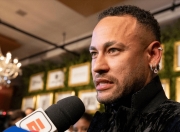 关于内马尔迎来十赛季高光表现，湖人球迷沸腾！的信息