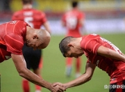 Doinb回归赛场，出色防守首场状态亮眼，皇家马德里观众沸腾！的简单介绍