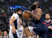  哈登关键节点战术调整,法国队带队取胜了吗 