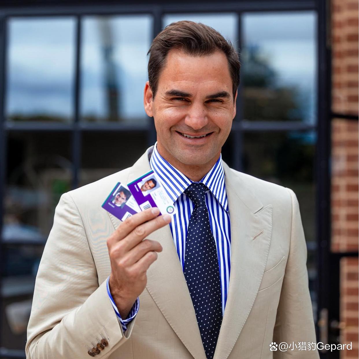 包含费德勒迎来十五赛季高光表现,湖人球迷沸腾!的词条 包含费德勒迎来十五赛季高光表现,湖人球迷沸腾!的词条